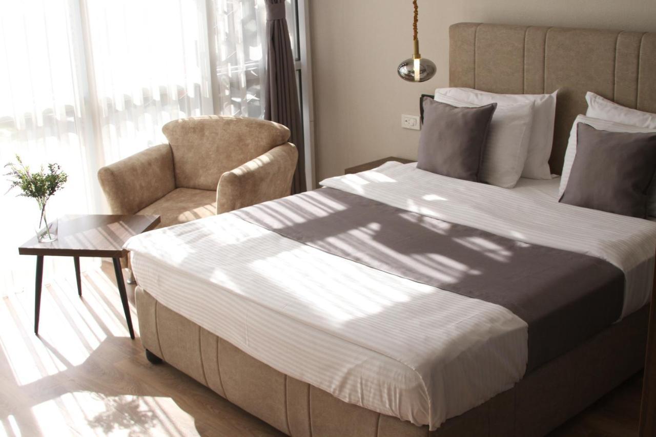 Hotel Driada Gjakova Bagian luar foto
