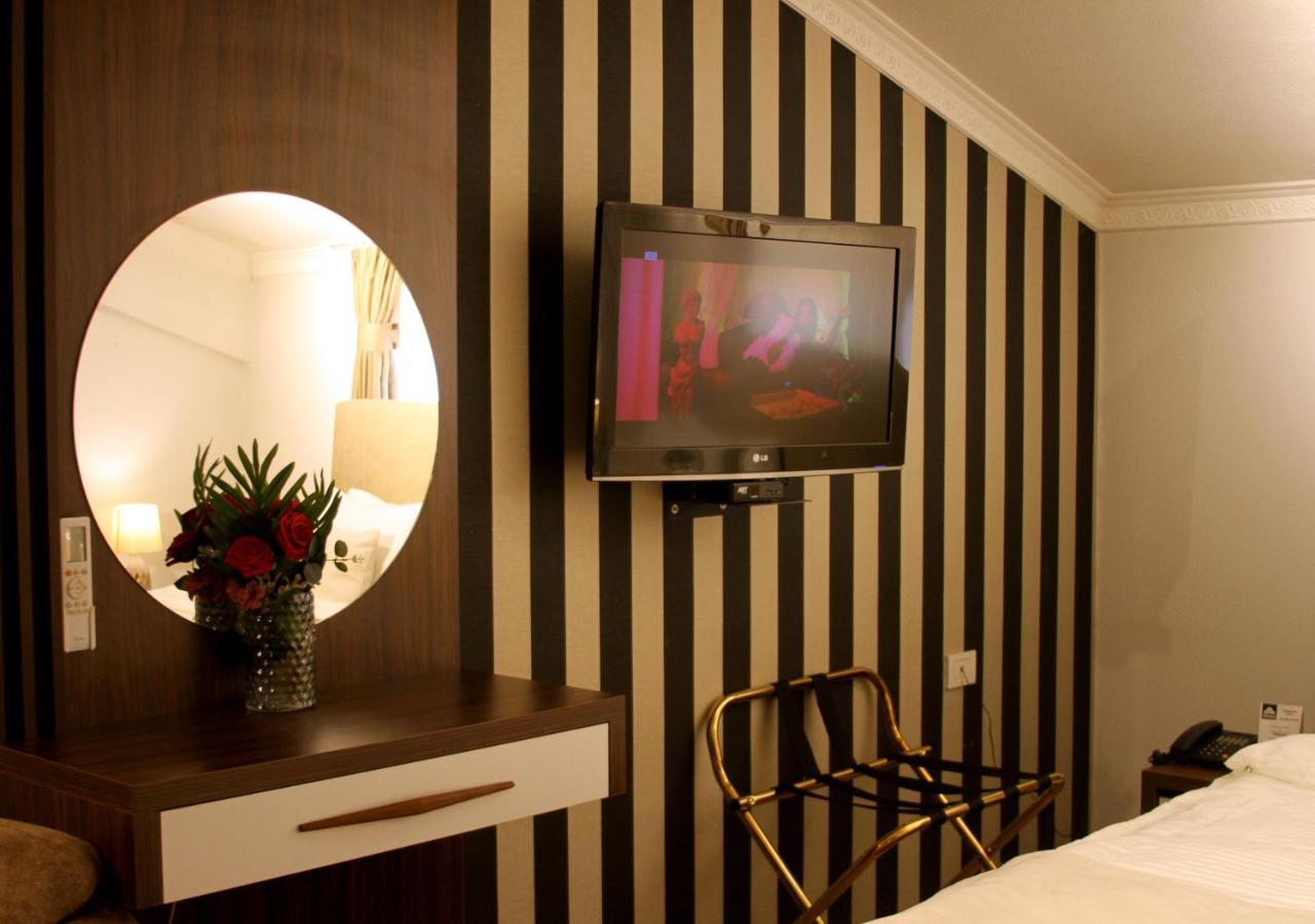 Hotel Driada Gjakova Bagian luar foto