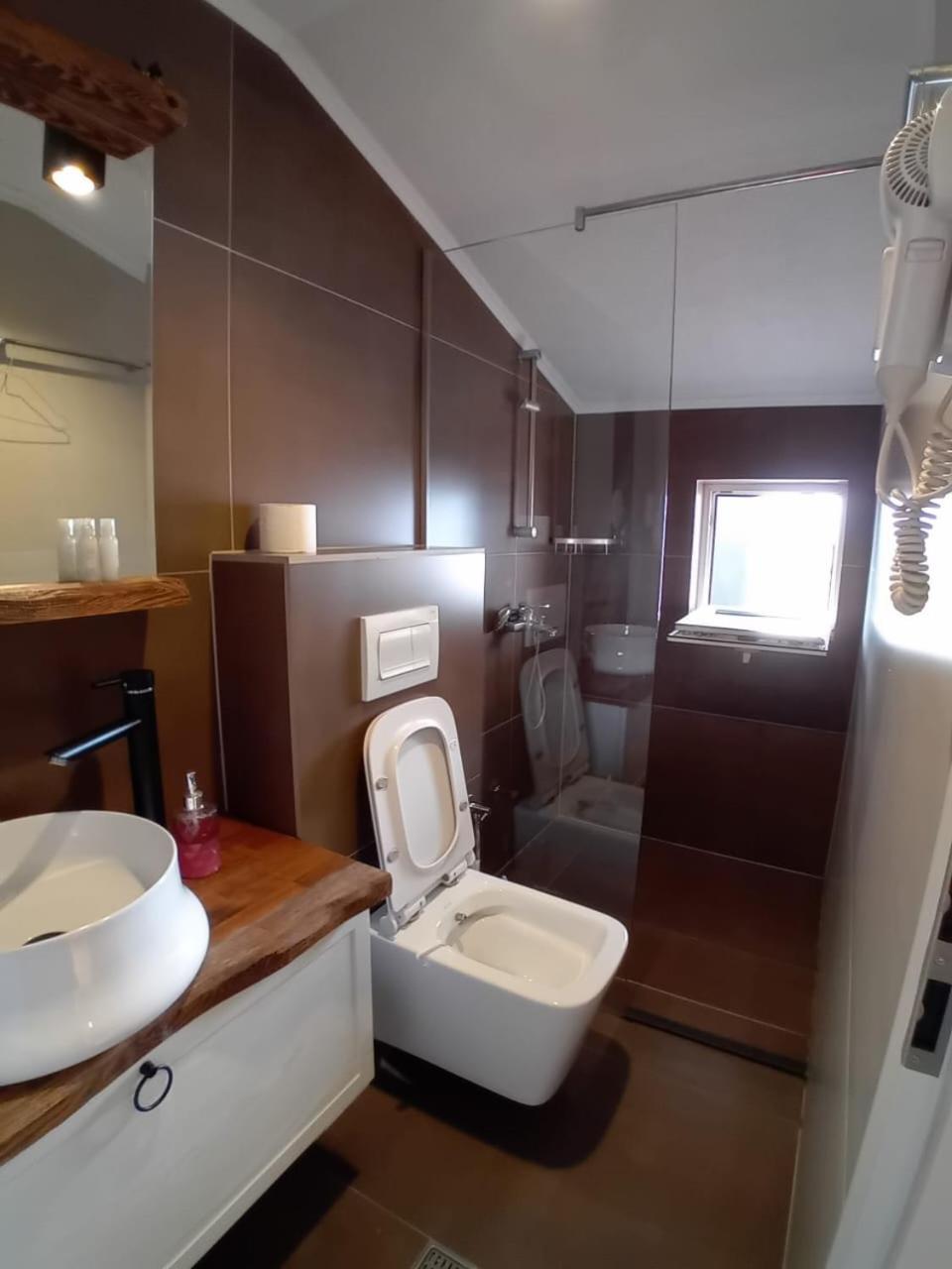 Hotel Driada Gjakova Bagian luar foto