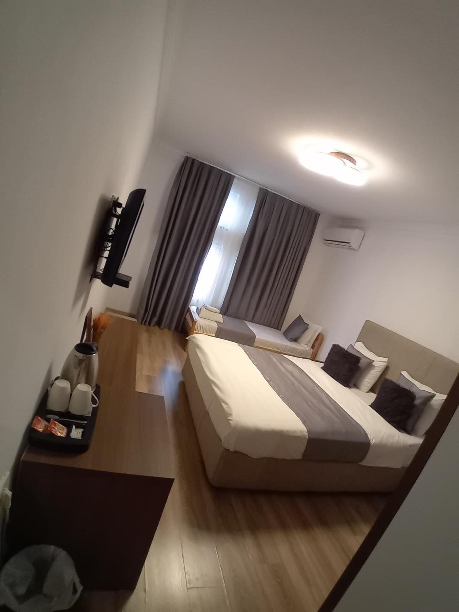 Hotel Driada Gjakova Bagian luar foto